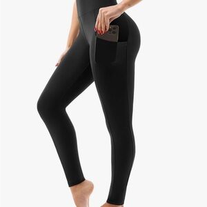 High-Rise Black Leggings with Side Phone Pocket